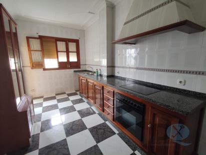 Kitchen of Flat for sale in Utrera