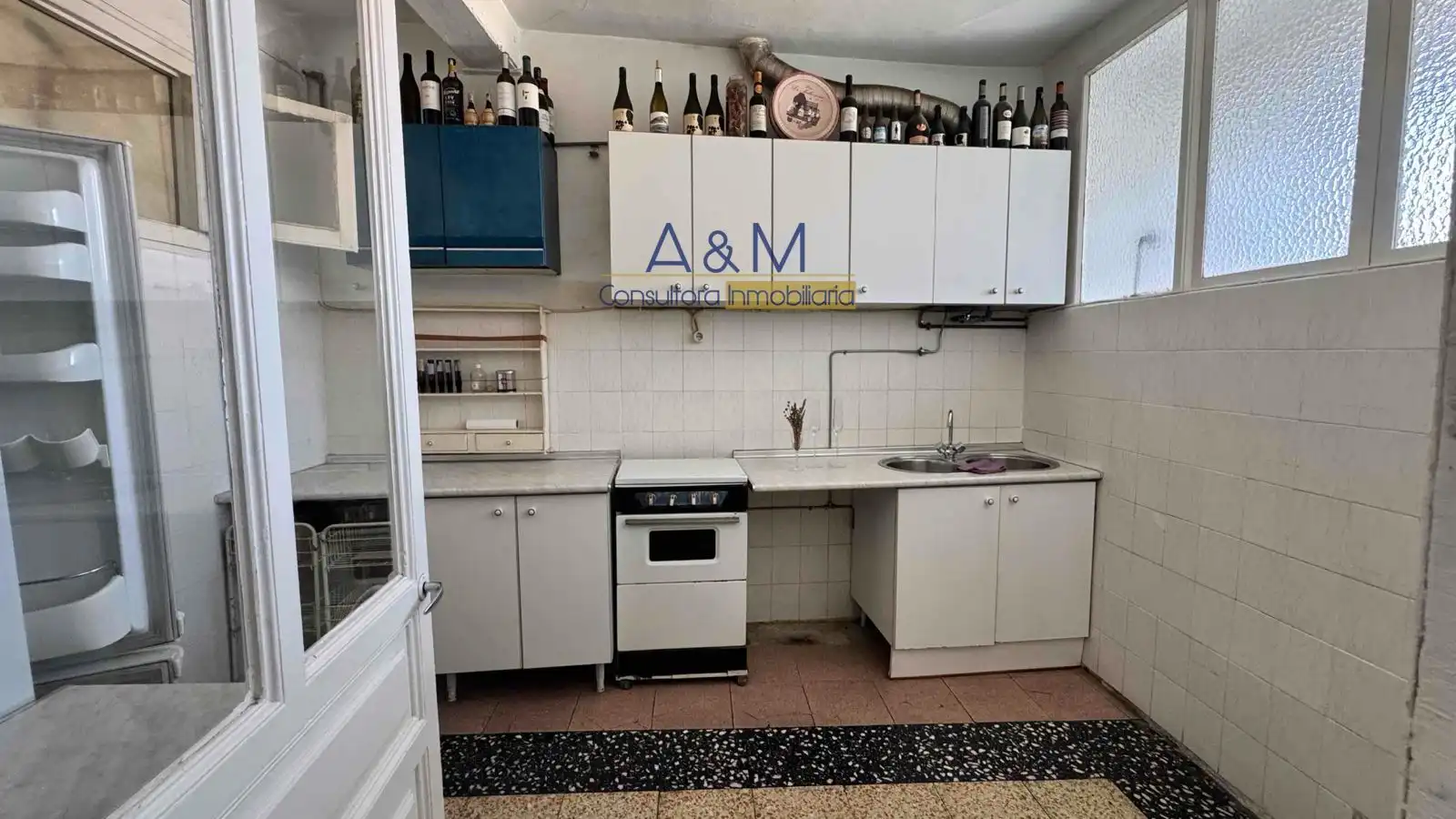 Kitchen of Attic for sale in Valladolid  with Terrace and Storage room