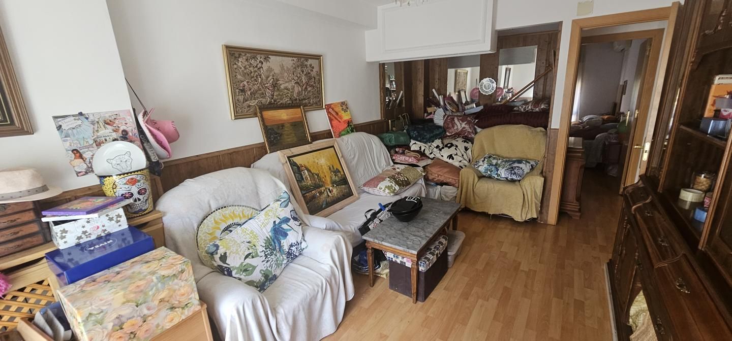Living room of Flat for sale in  Madrid Capital  with Air Conditioner, Heating and Terrace