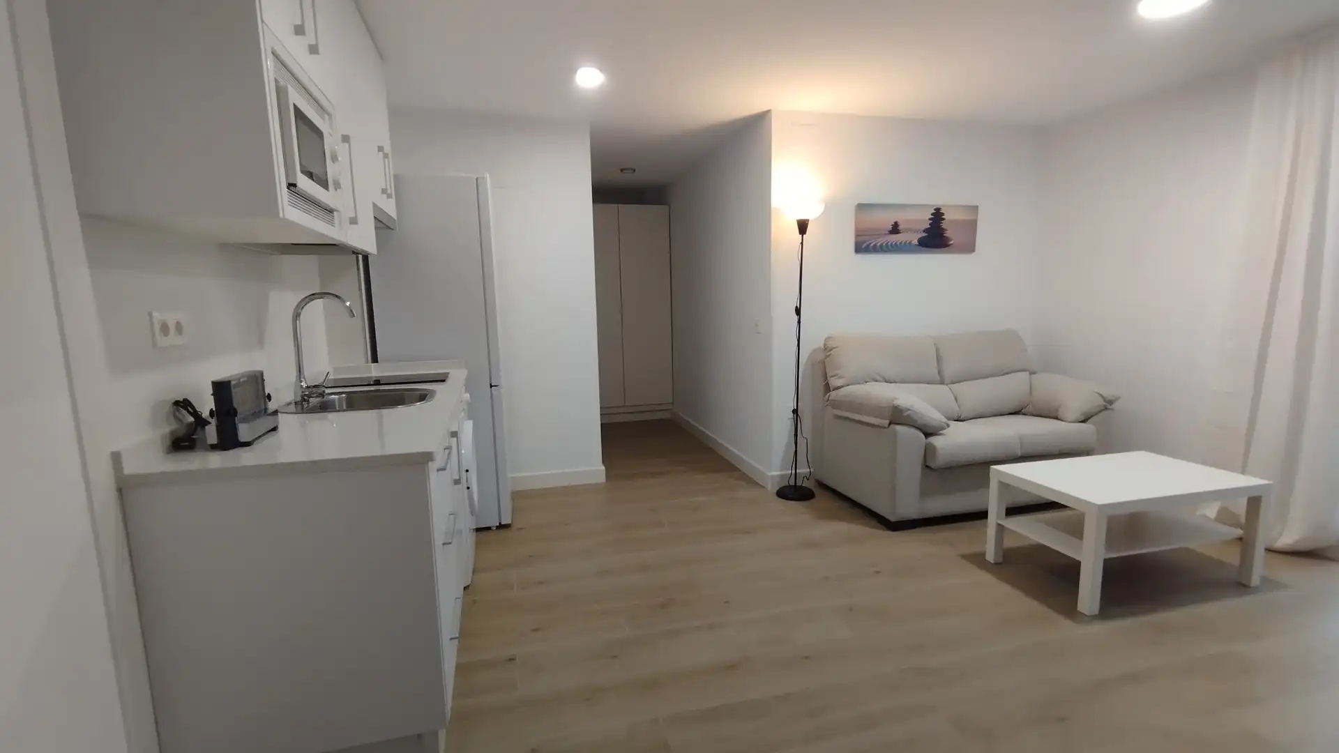 Apartamento de alquiler en Avenida Italia, 58, Centro