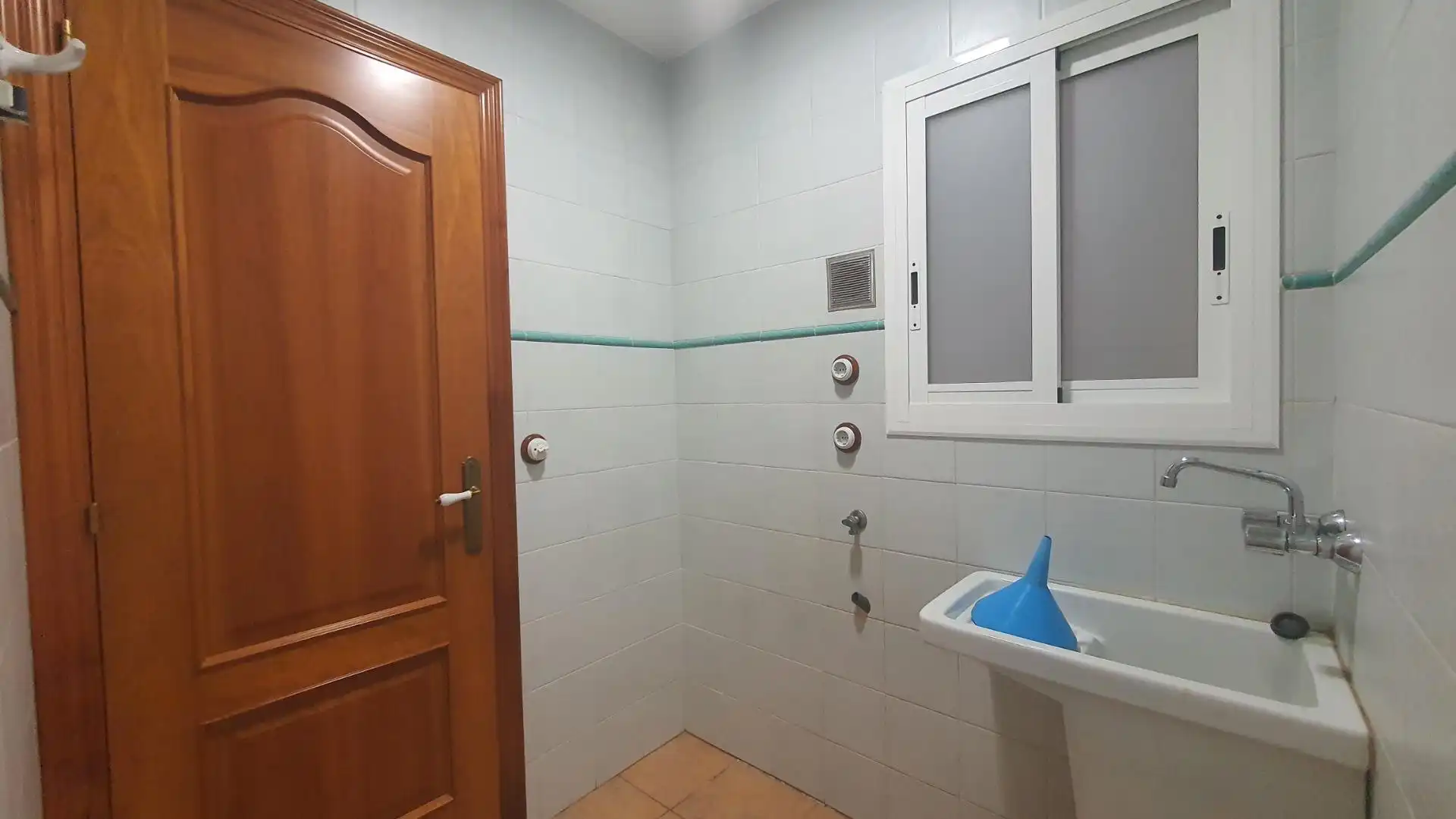 Bathroom of Flat for sale in Gualba  with Heating and Balcony