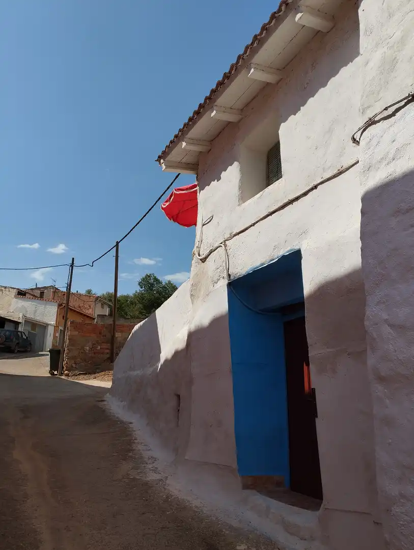 Vista exterior de Finca rústica en venta en Olvés con Calefacción, Terraza y Amueblado