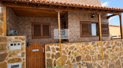 Foto 4 von Einfamilien-Reihenhaus zum Verkauf in Cl San Pedro de Daute, Garachico, Santa Cruz de Tenerife