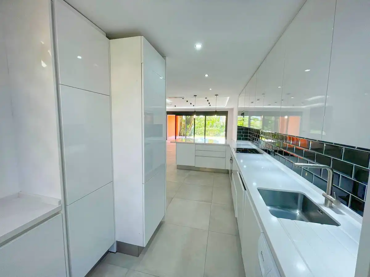 Reihenhaus mit Pool zum Verkauf in Estepona - Estepona,Paraiso,Calle Hortensia, imagen 12