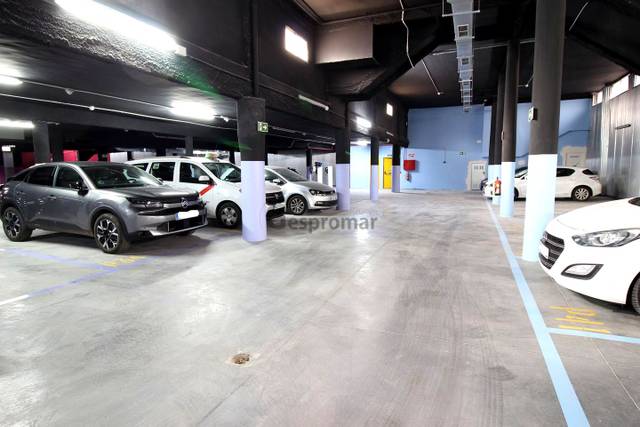 Garaje en Alquiler en De Cebreros en Lucero