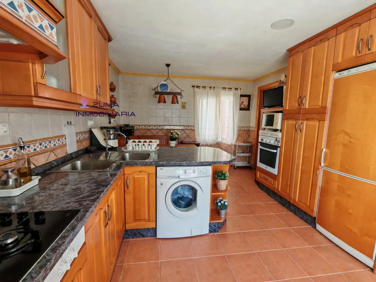 Kitchen of Flat for sale in Málaga  with Air Conditioner, Storage room and Furnished