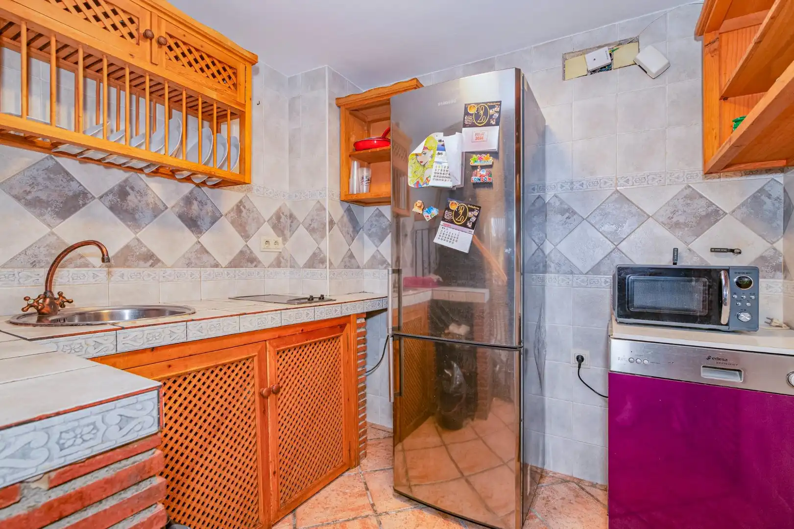 Cuina de Casa adosada en venda en Las Gabias amb Aire condicionat, Terrassa i Moblat