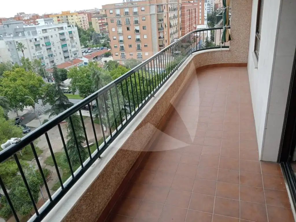 Pis amb terrassa de lloguer a Calle Ángel Quintanilla Ulla, imagen 4