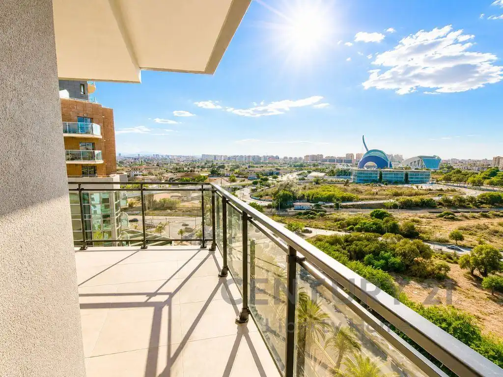 Terrassa de Apartament de lloguer en Valencia amb Aire condicionat, Jardí privat i Forn