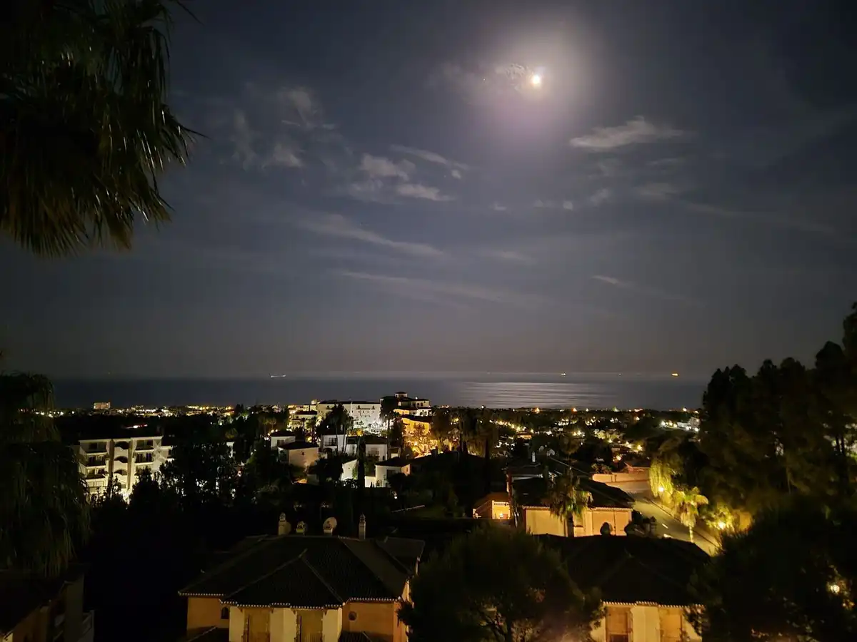 Vista exterior de Ático en venta en Mijas con Aire acondicionado, Calefacción y Terraza
