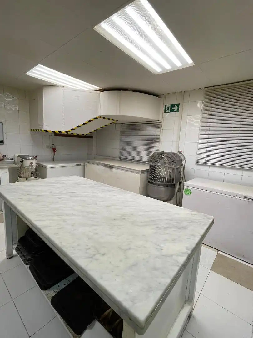 Local comercial en traspàs a Sant Joan, imagen 18