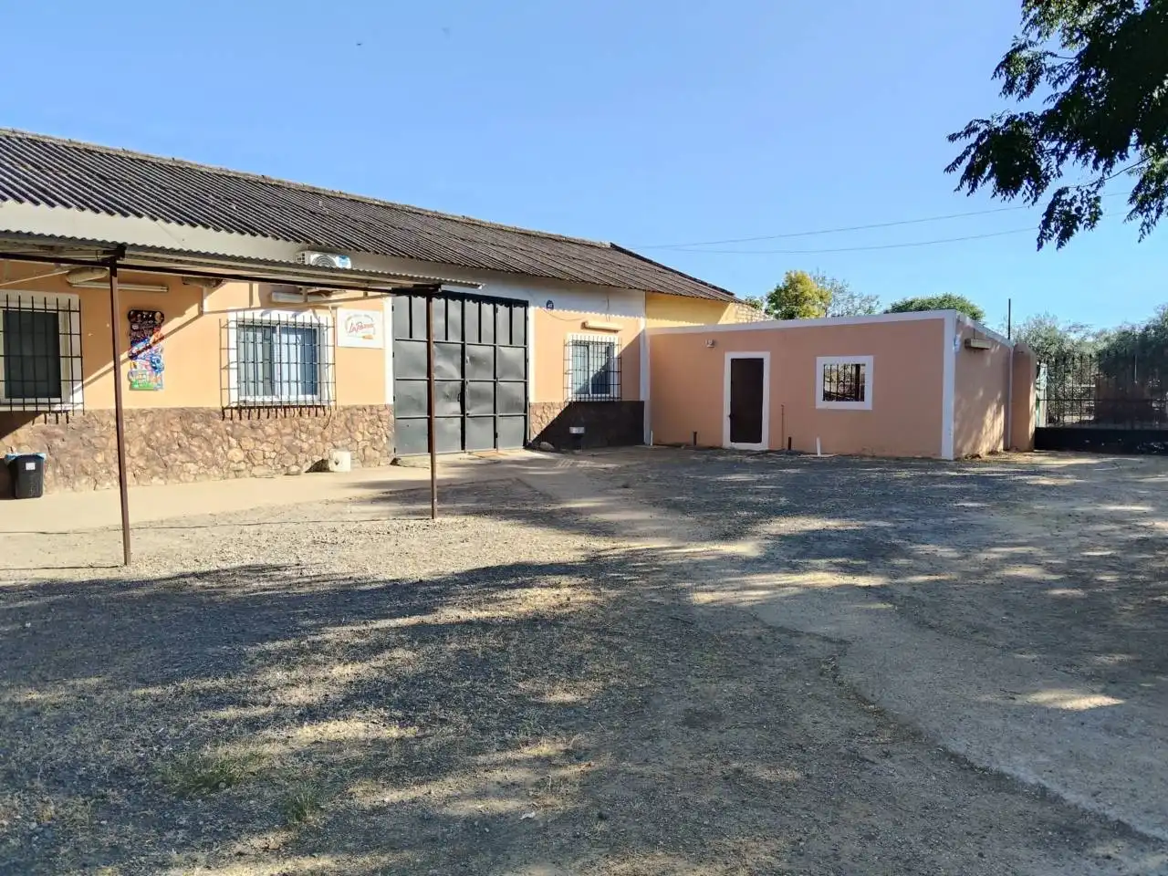 Exterior view of Houses for sale in Carmona  with Private garden and Terrace