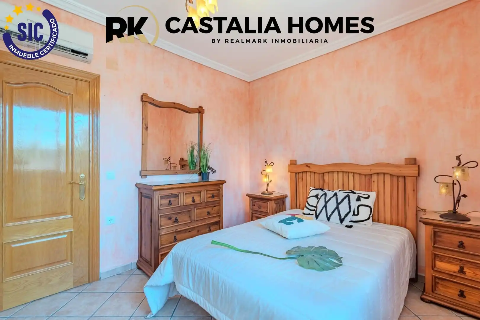 Dormitori de Casa o xalet en venda en Borriol amb Aire condicionat, Calefacció i Jardí privat