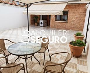 Terrassa de Pis de lloguer en Ciudad Real Capital amb Aire condicionat, Calefacció i Moblat