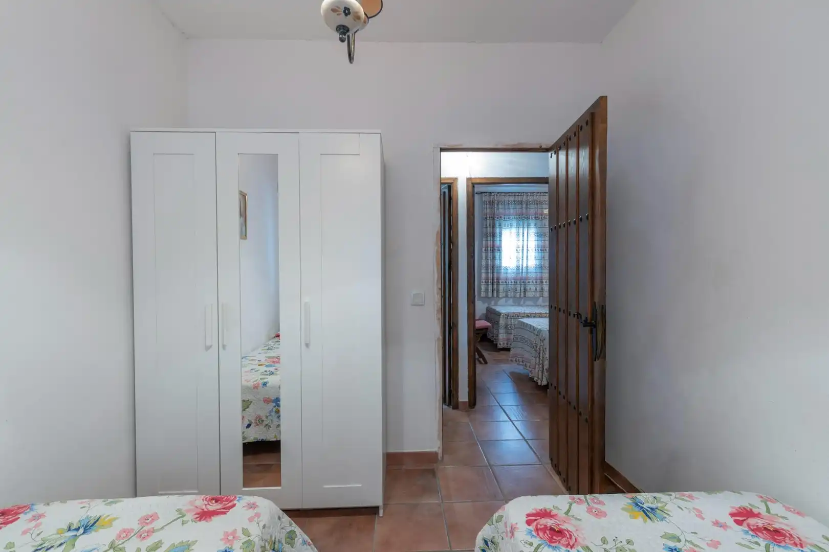 Dormitori de Finca rústica en venda en Pinos Puente amb Jardí privat, Traster i Piscina