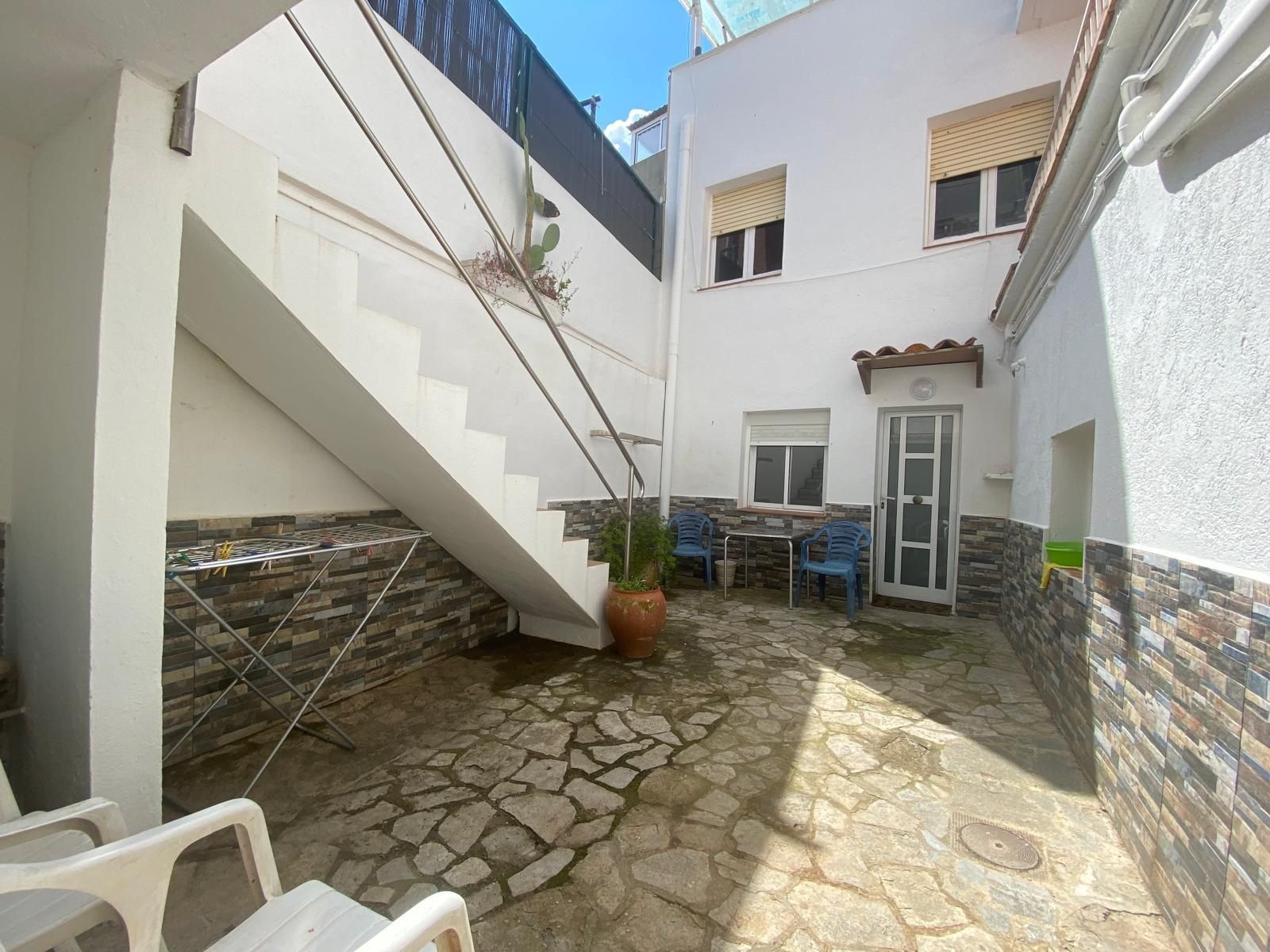 Vista exterior de Casa o xalet en venda en Santa Margarida de Montbui amb Aire condicionat, Calefacció i Jardí privat