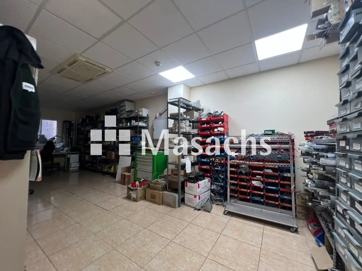 Nave industrial de alquiler en Tona