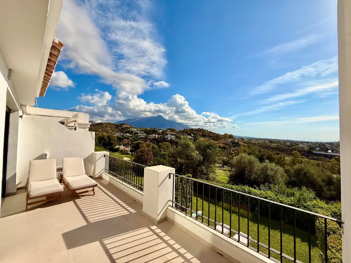 Adosado con piscina en venta en C. Hernán Cortés, 1-132, 29678 Benahavís, Málaga, imagen 23