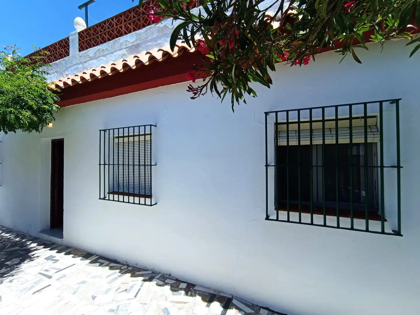 Außenansicht von Haus oder Chalet zum Verkauf in Chipiona