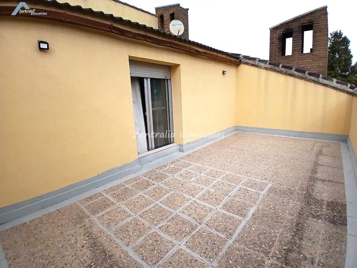 Terraza de Casa o chalet en venta en Zaragoza con Aire acondicionado, Calefacción y Jardín privado