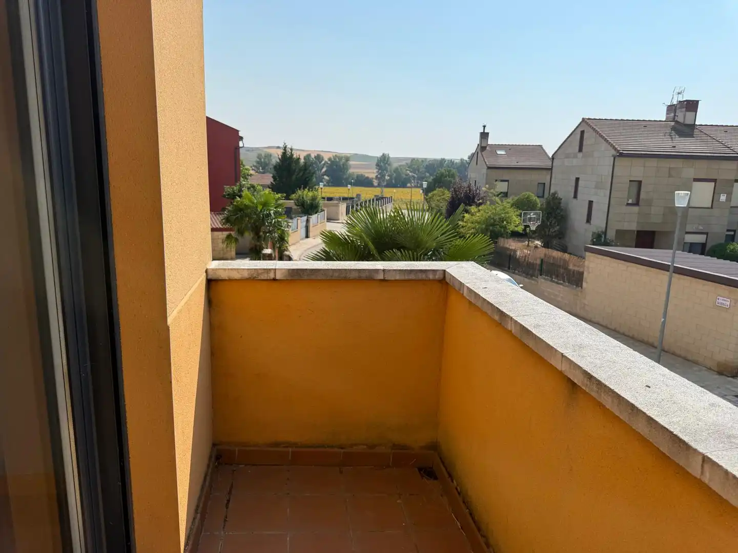 Terrassa de Casa o xalet en venda en Villariezo amb Calefacció, Jardí privat i Piscina