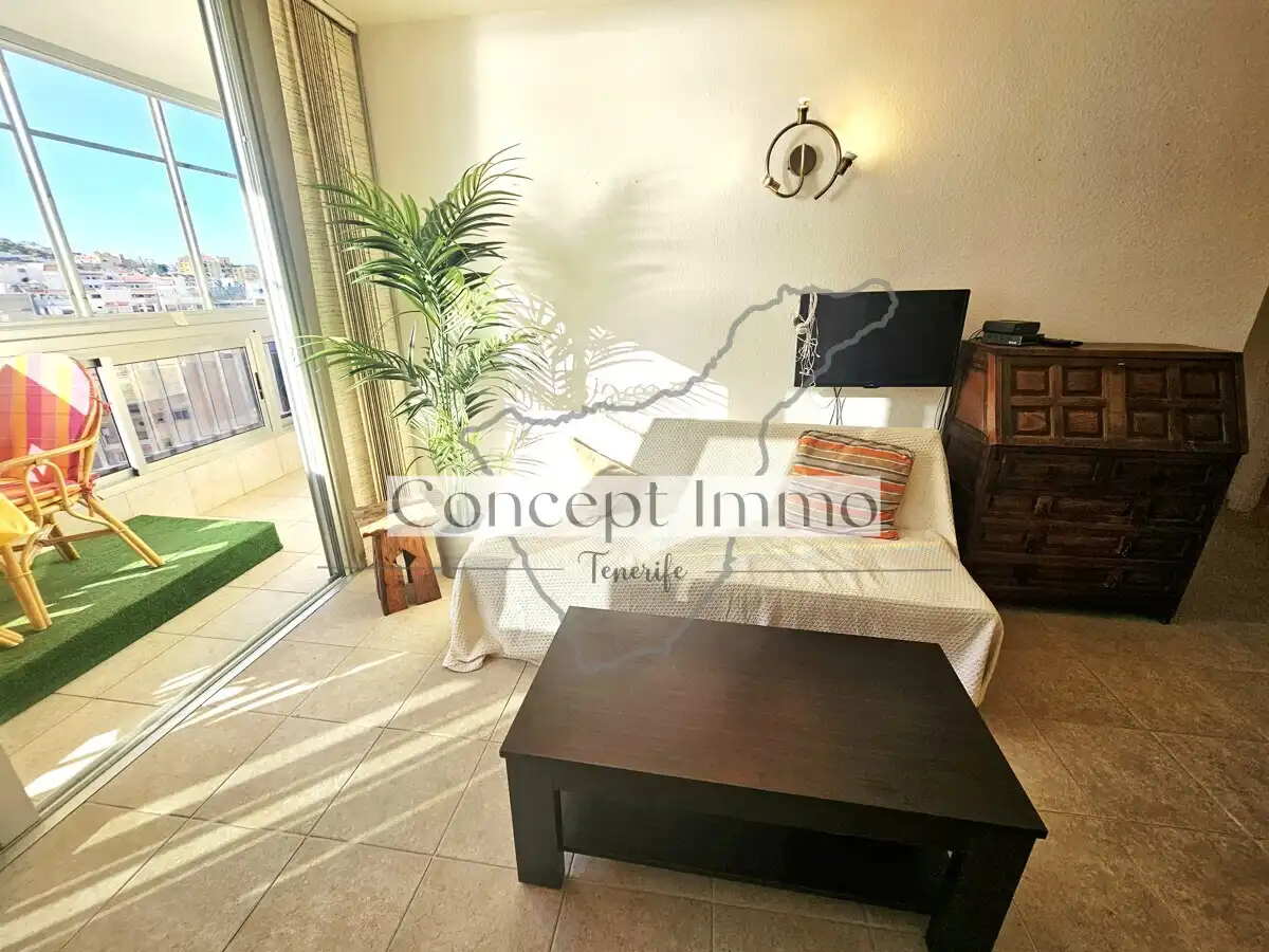 Habitación de Ático en venta en Arona con Terraza, Trastero y Balcón
