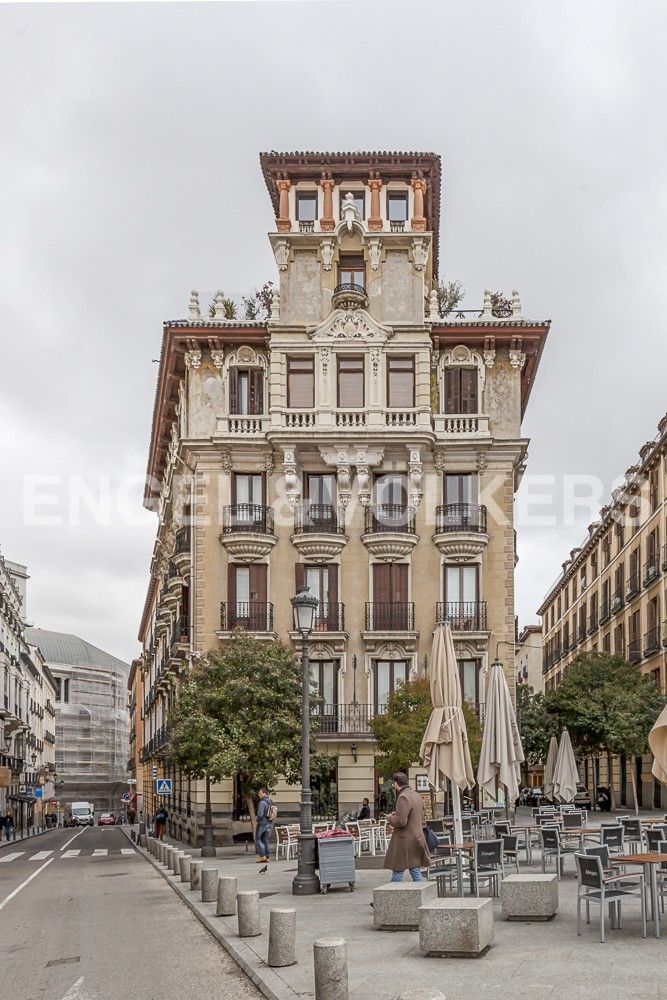 Vista exterior de Àtic en venda en  Madrid Capital amb Aire condicionat, Calefacció i Balcó