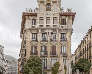 Exterior view of Attic for sale in  Madrid Capital  with Air Conditioner, Heating and Balcony