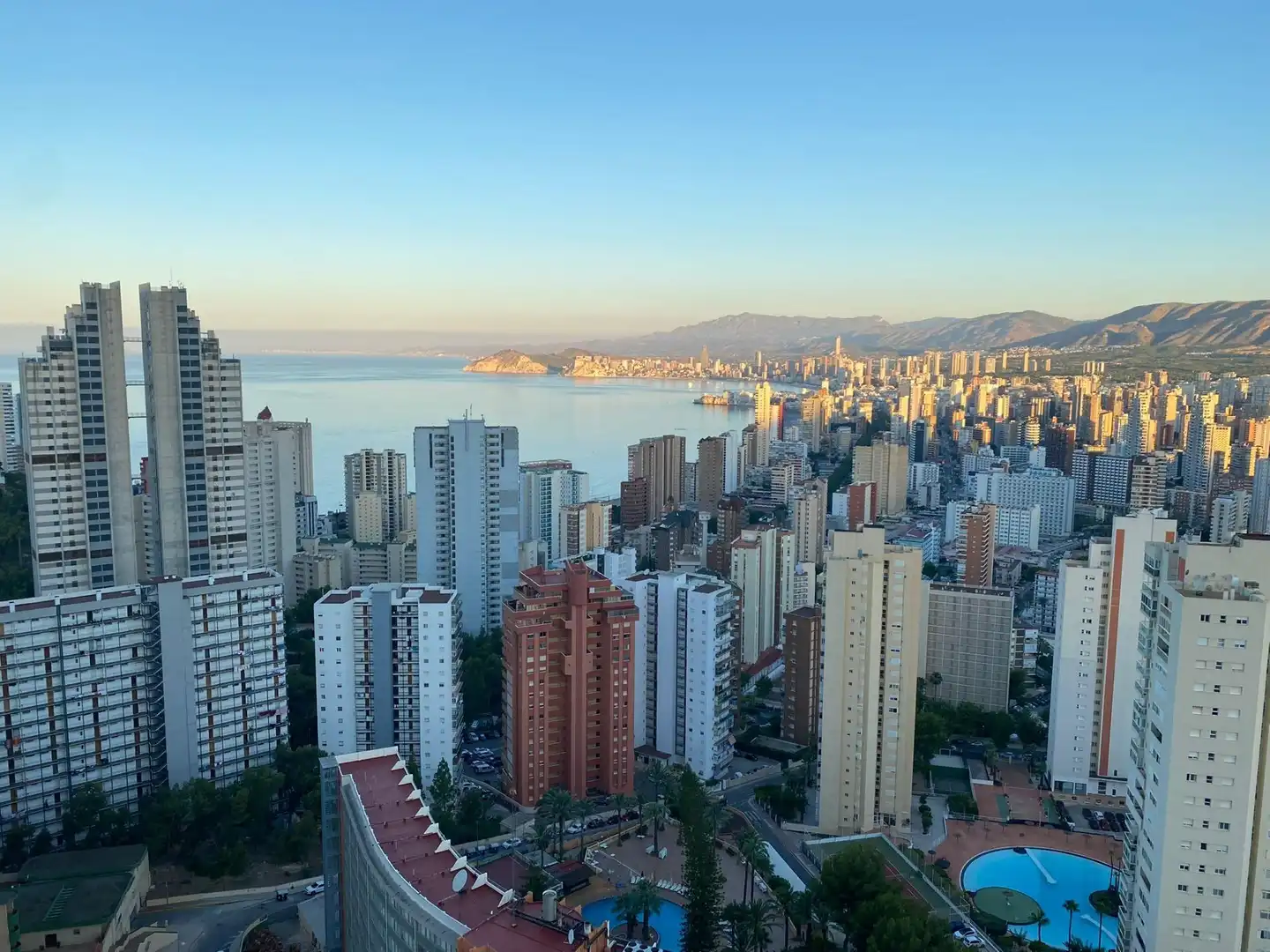 Vista exterior de Apartamento en venta en Benidorm con Jardín privado, Terraza y Trastero