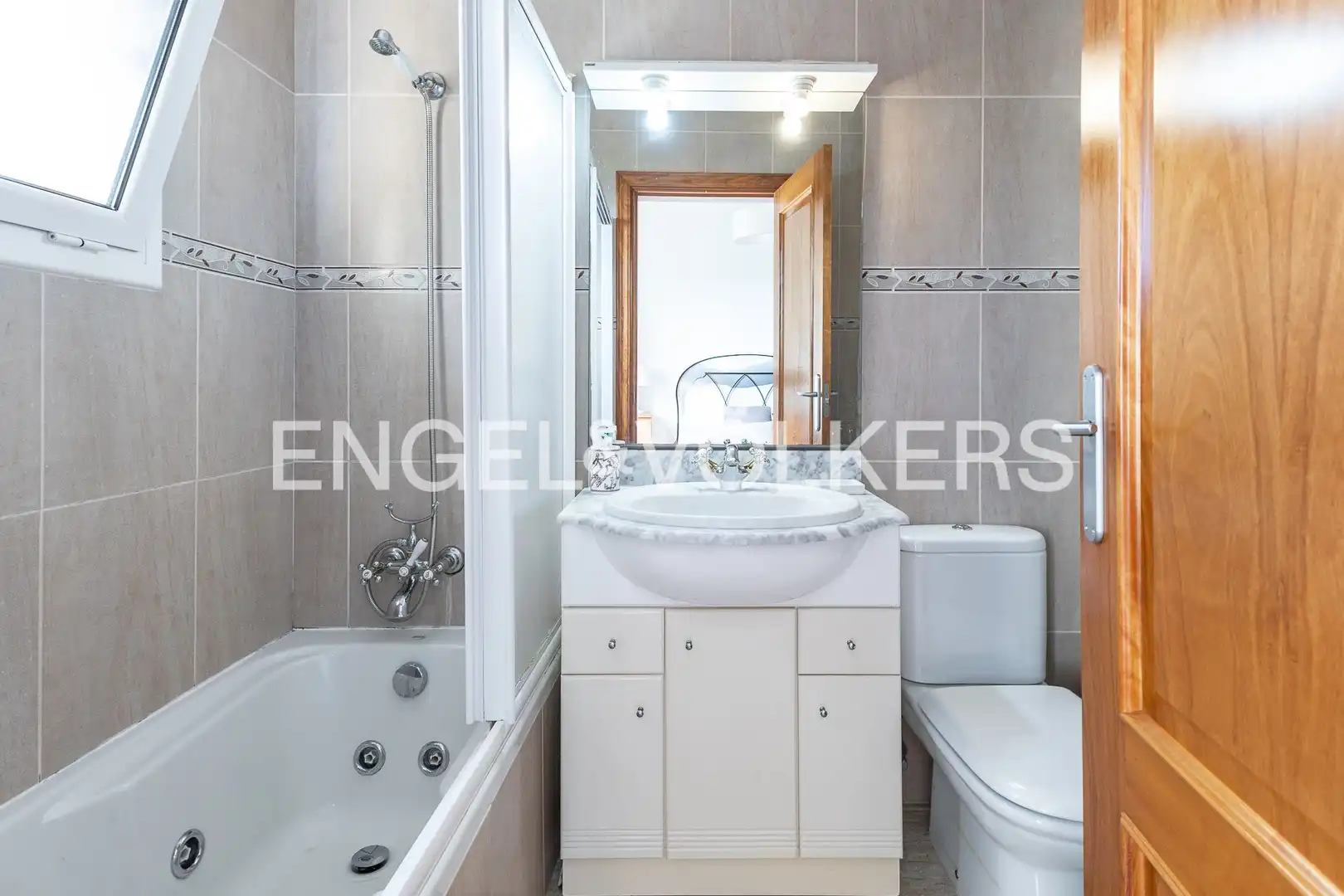 Casa amb terrassa en venda a Sant Cebrià de Vallalta, imagen 34
