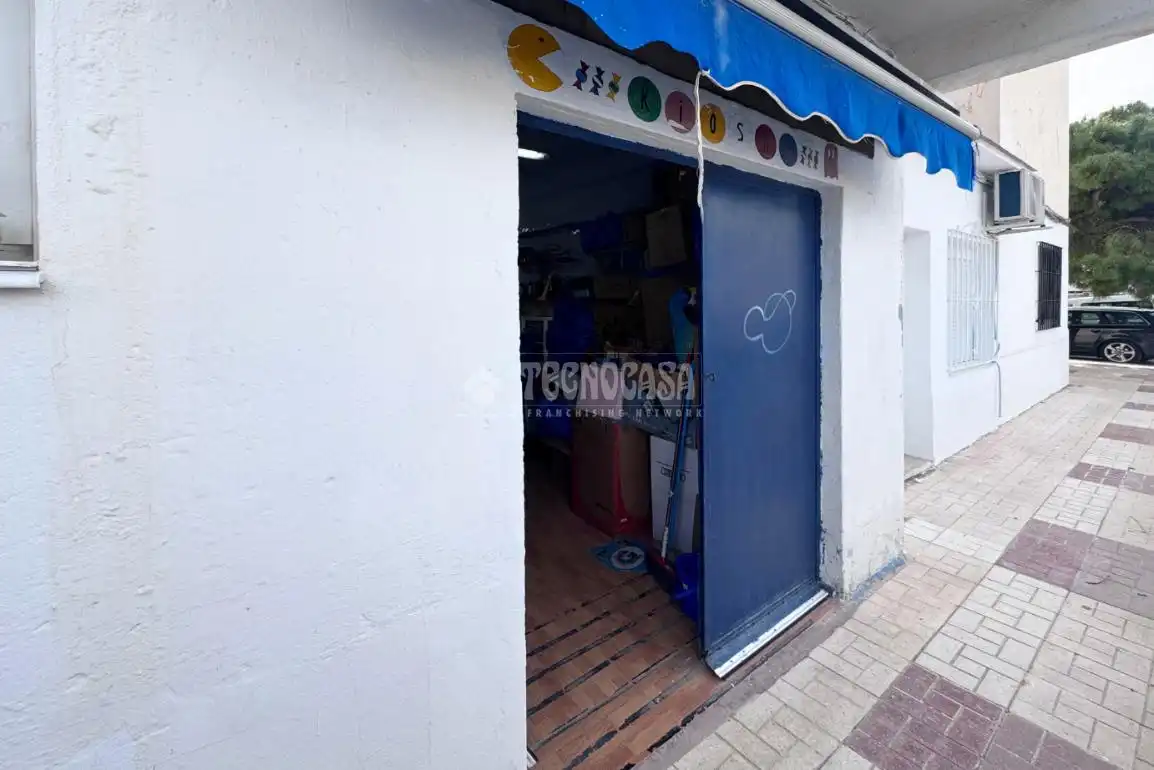 Außenansicht von Geschaftsraum zum Verkauf in Torremolinos