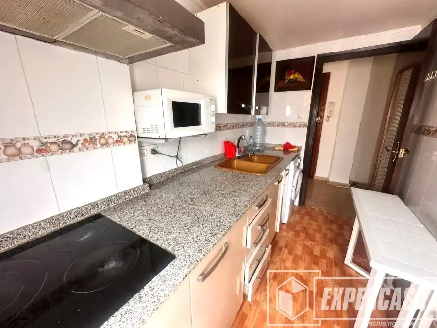 Cuina de Pis en venda en Benetússer amb Aire condicionat