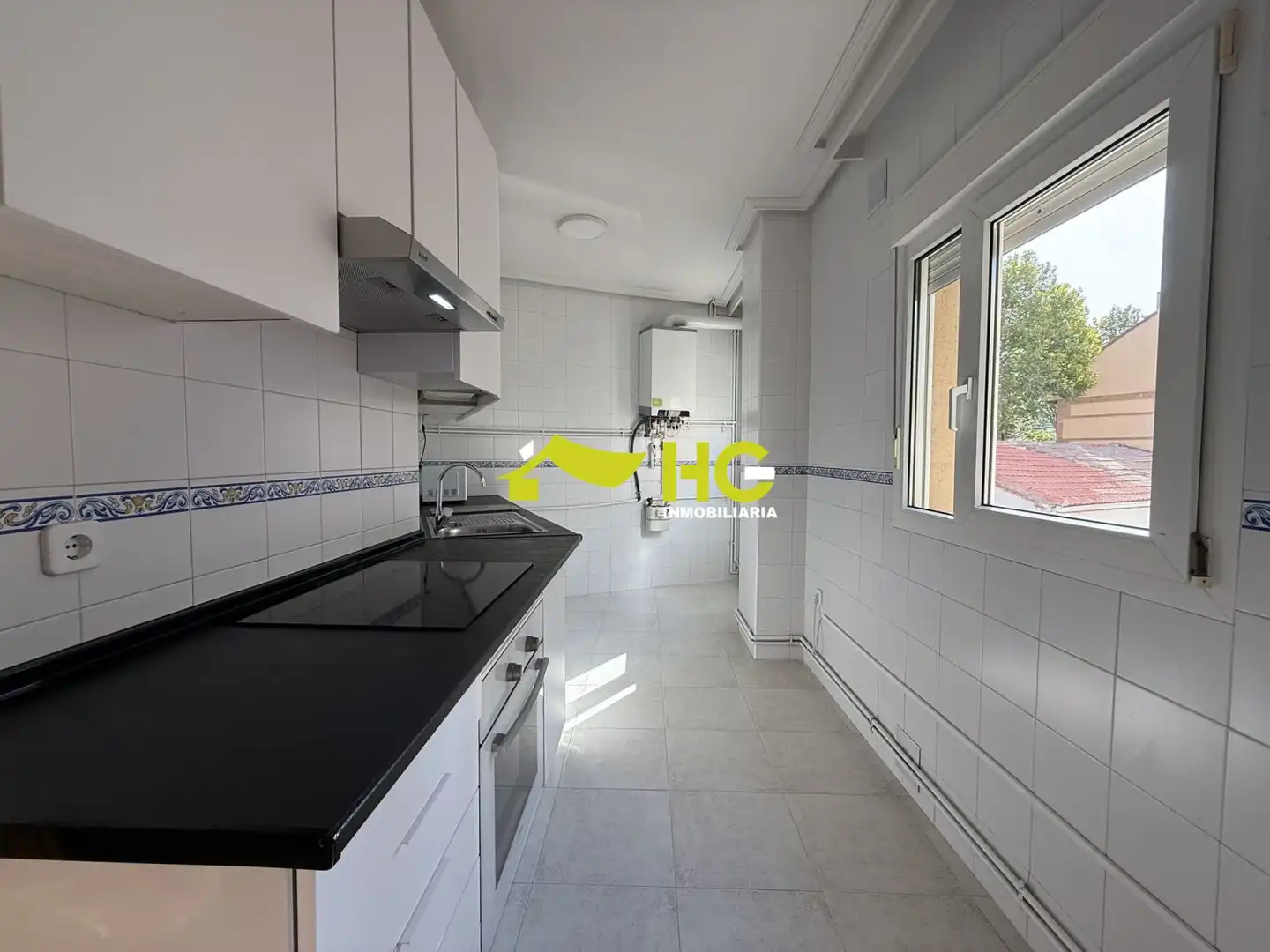 Cocina de Dúplex de alquiler en Villaviciosa de Odón con Aire acondicionado, Calefacción y Terraza