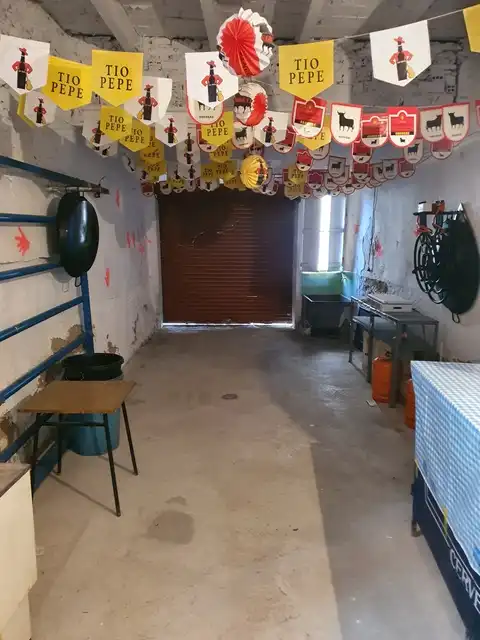 Casa adosada en venda en Castellnovo amb Terrassa, Traster i Balcó