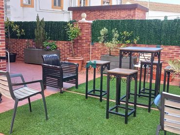 Bajo con jardín en venta en Santoña
