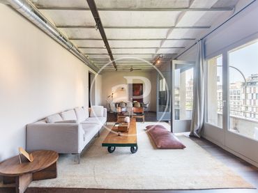 Wohnung mit Balkon zur Miete in Pg. de Gràcia