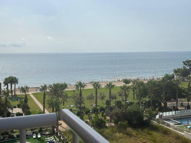 Apartamento en Venta en Calle AMPLARIES, 23 en Acapulco