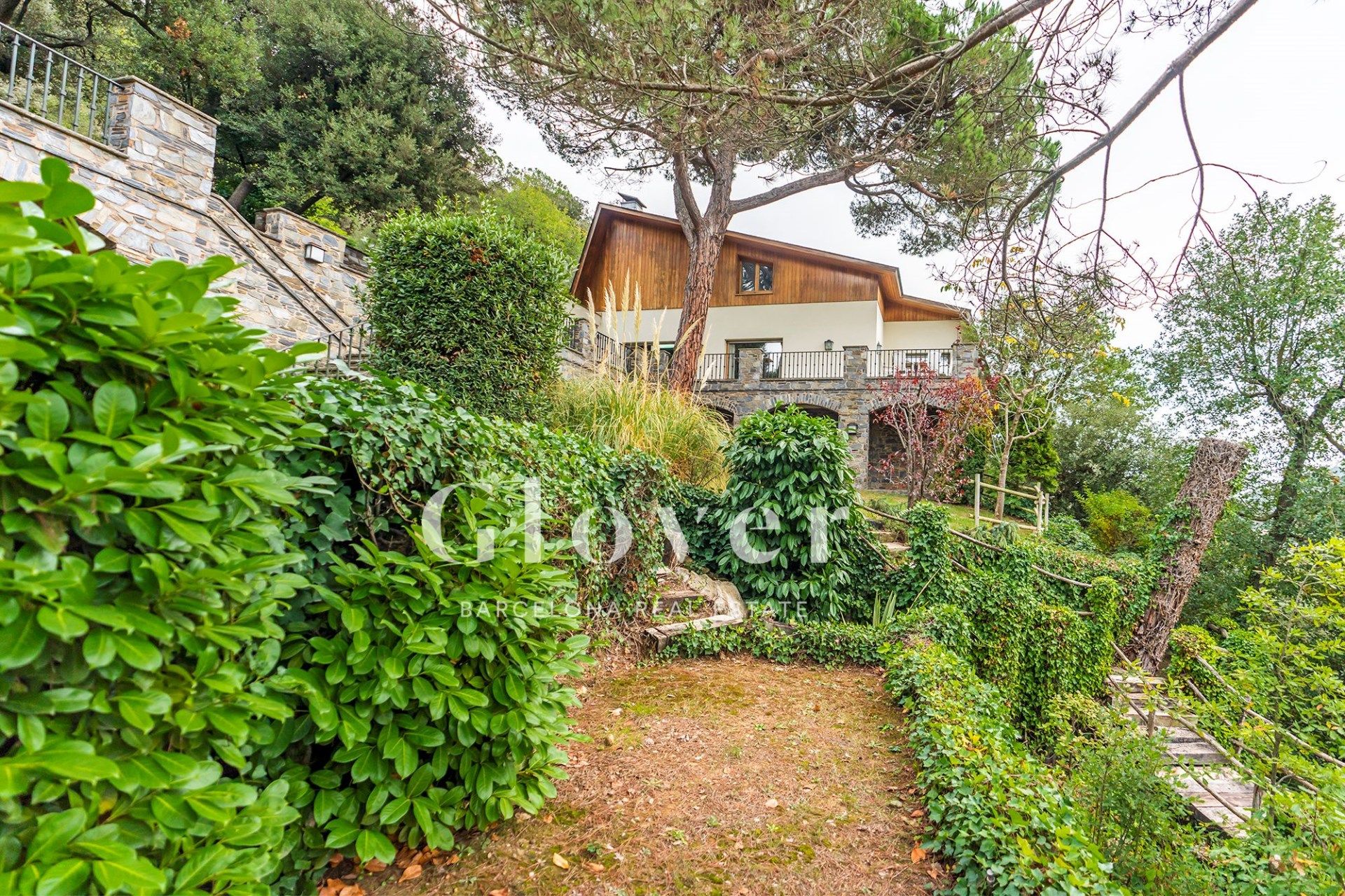 Jardí de Casa o xalet en venda en Sant Quirze Safaja amb Aire condicionat, Calefacció i Terrassa
