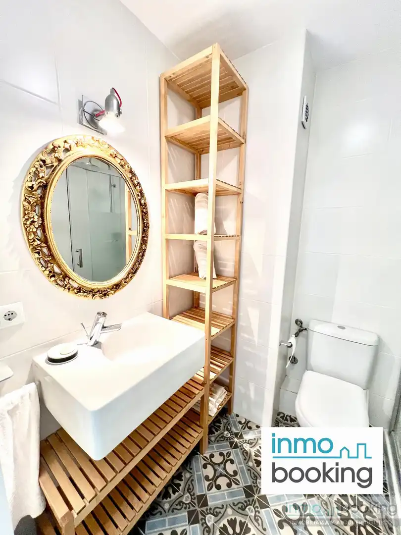 Baño de Apartamento en venta en Salou con Terraza