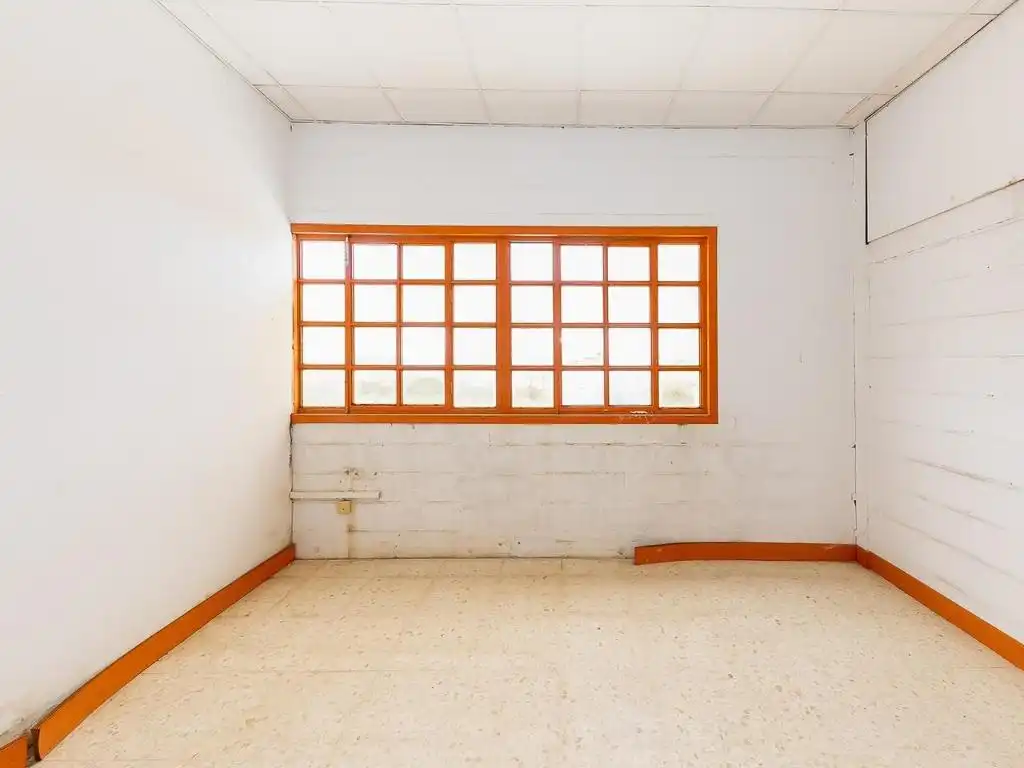 Büro zum Verkauf in Alcalá del Río mit Abstellraum