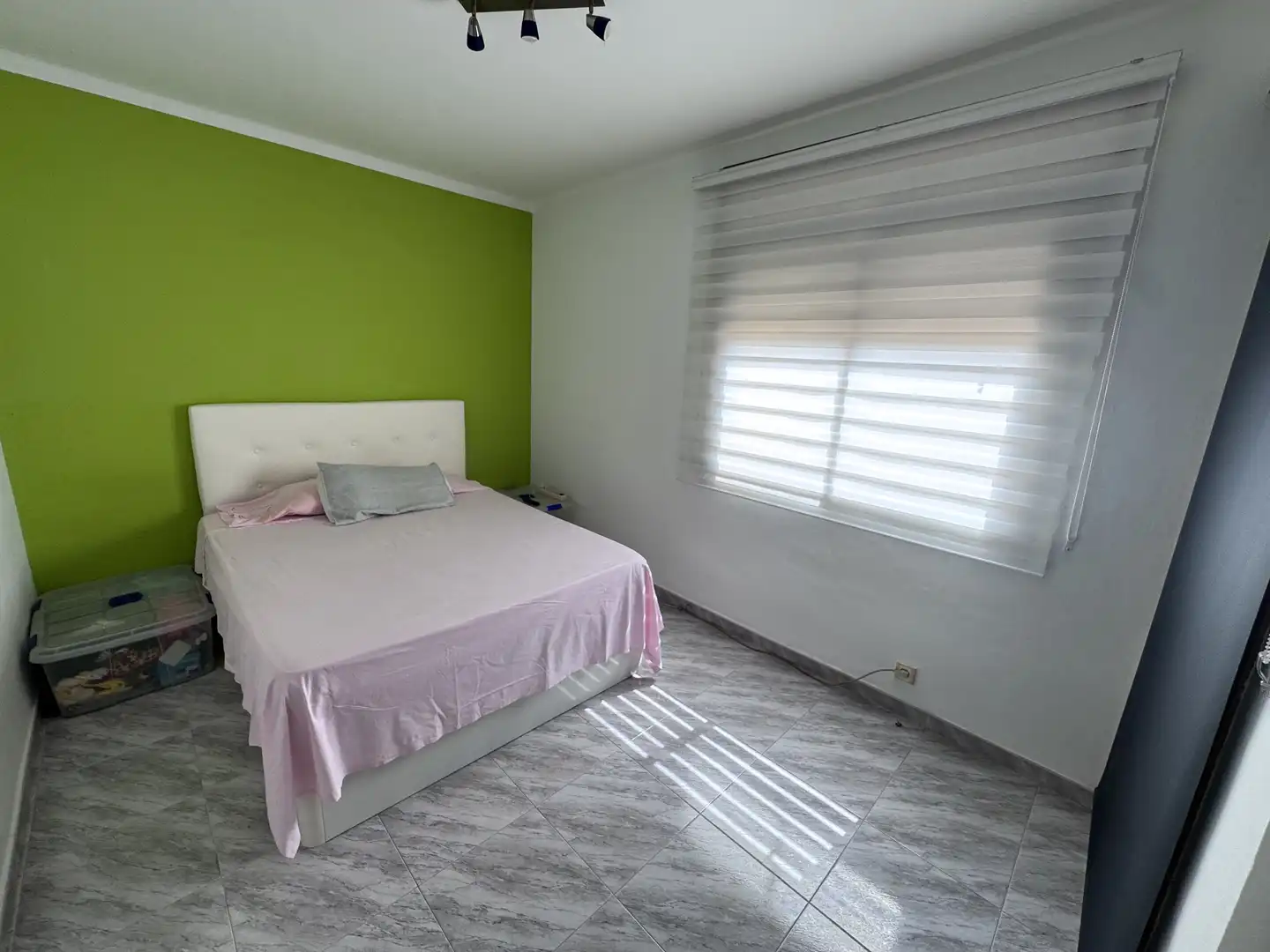Habitación de Piso en venta en Esparreguera con Calefacción y Jardín privado