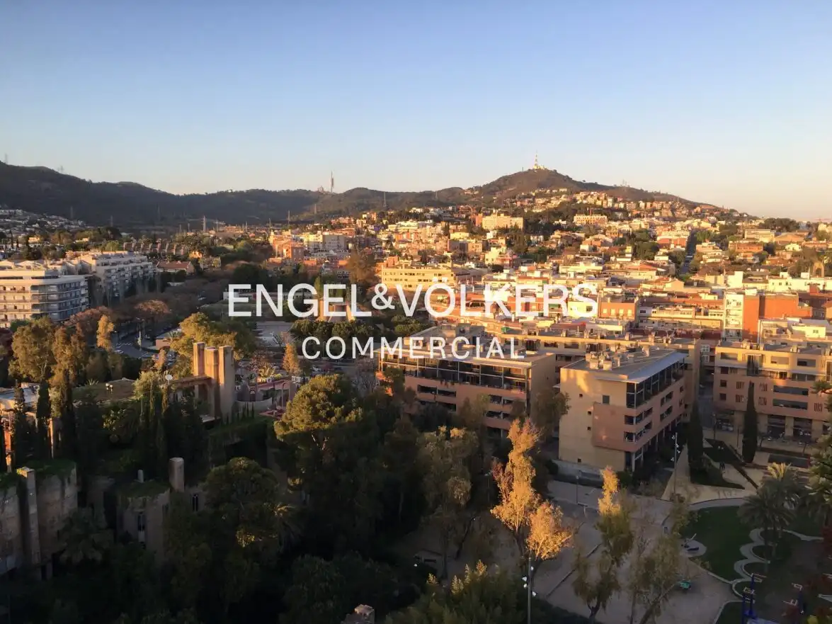 Business premises to rent in Centre, imagen 18