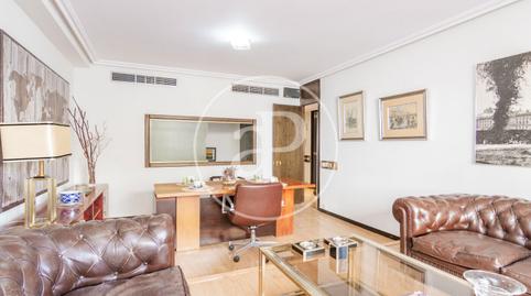Photo 5 of Flat to rent in Calle de Núñez de Balboa, 114, Castellana,  Madrid Capital