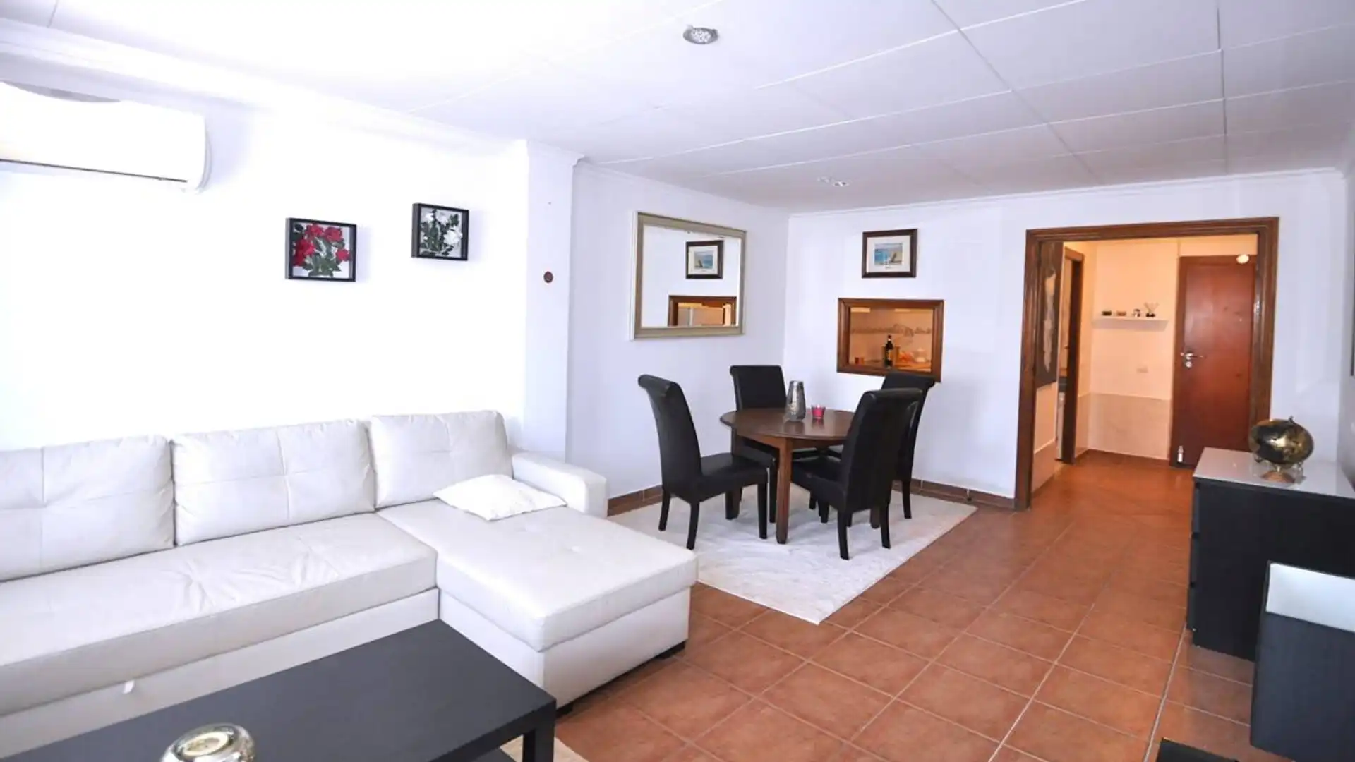 Wohnzimmer von Wohnung zum Verkauf in Lloret de Mar mit Klimaanlage, Abstellraum und Möbliert