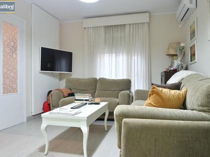 Living room of Single-family semi-detached for sale in Sanlúcar de Barrameda  with Air Conditioner and Heating