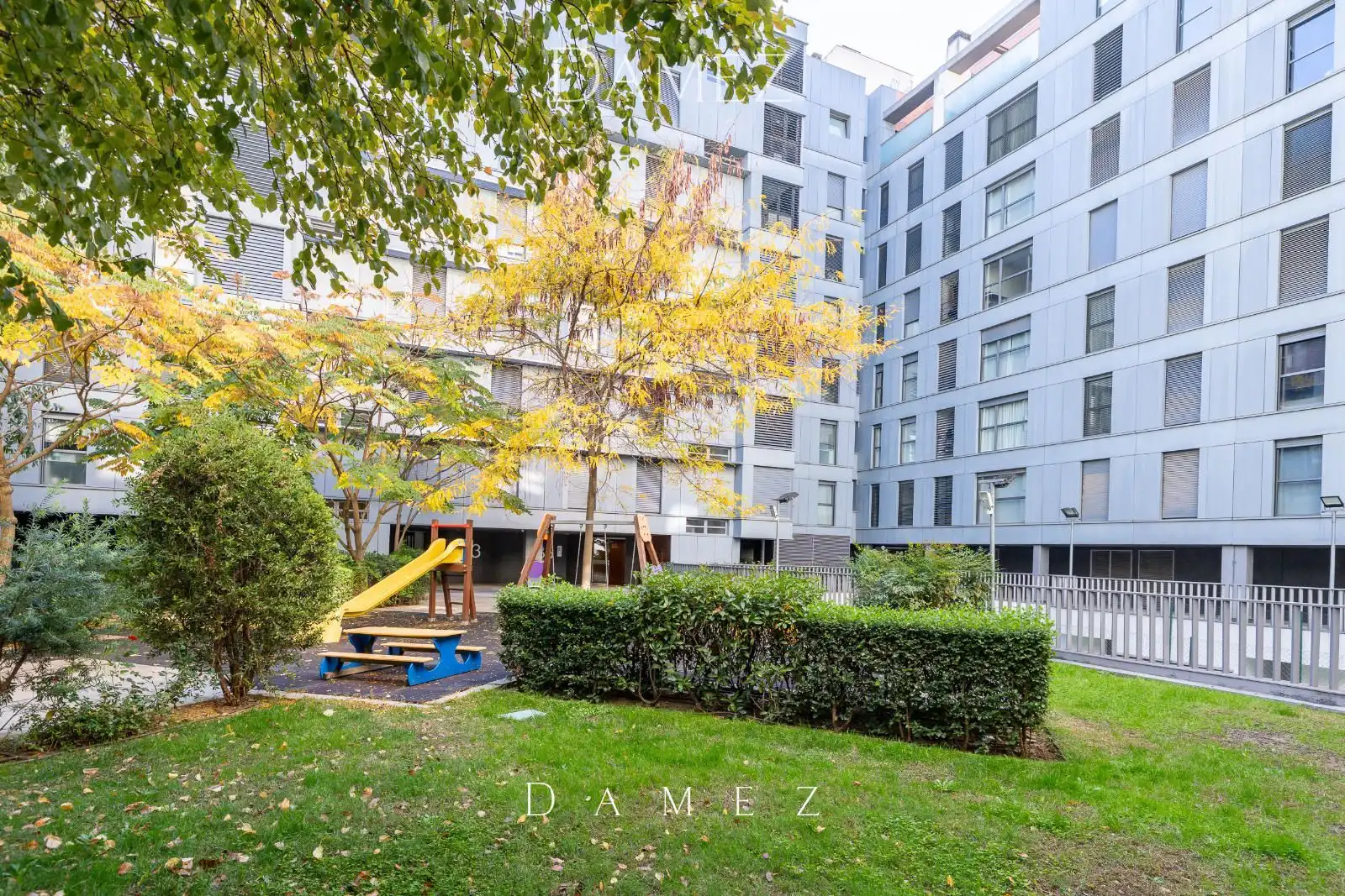 Vista exterior de Piso en venta en Madrid con Aire acondicionado, Calefacción y Terraza
