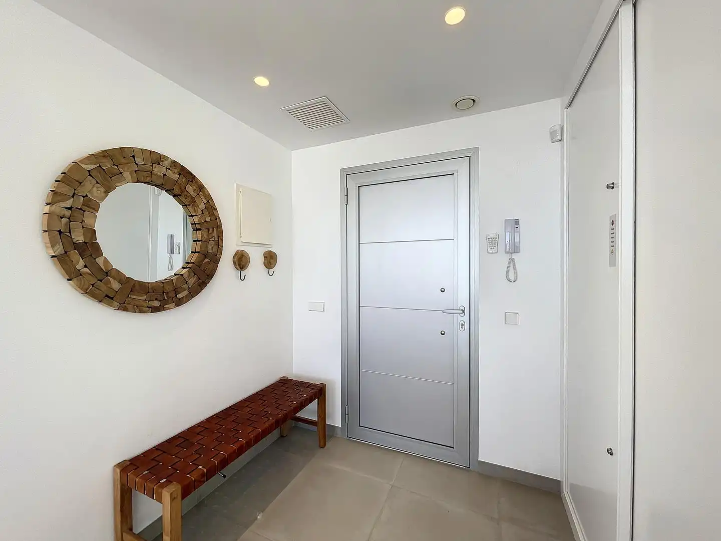 Chalet con piscina en venta en Cumbre del Sol, imagen 3