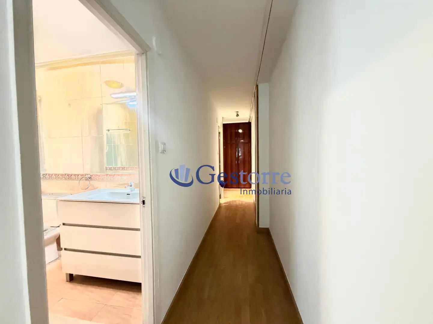 Flat for rent in Oviedo - CL VICTOR HEVIA, Vallobín