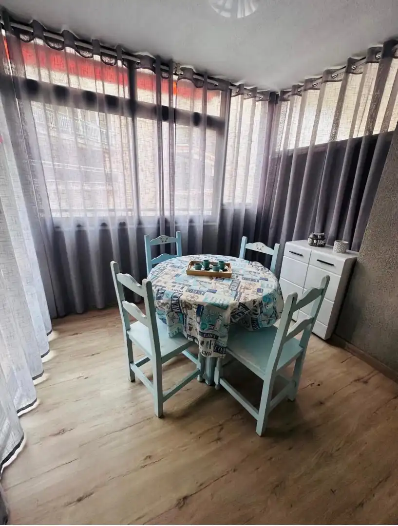 Appartamento con terrazza in vendita a Carrer d'Amadeu Vives, imagen 10