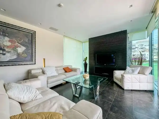 Chalet con piscina en venta en Playa de Granada